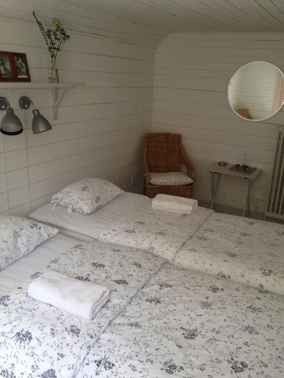 Bed and Breakfast Saebyholms Gard Laholm Pokój zdjęcie